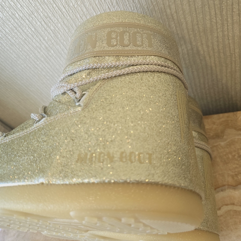 Moon Boot Low Icon Glitter Snow Boot Gold Moon Boots Glitter Gold Boots Short - Picture 17 of 17